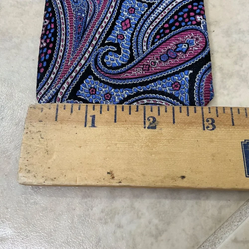 TED BAKER Men's Tie long Textured  100% Silk Necktie Paisley 60.5” x 3.3/4